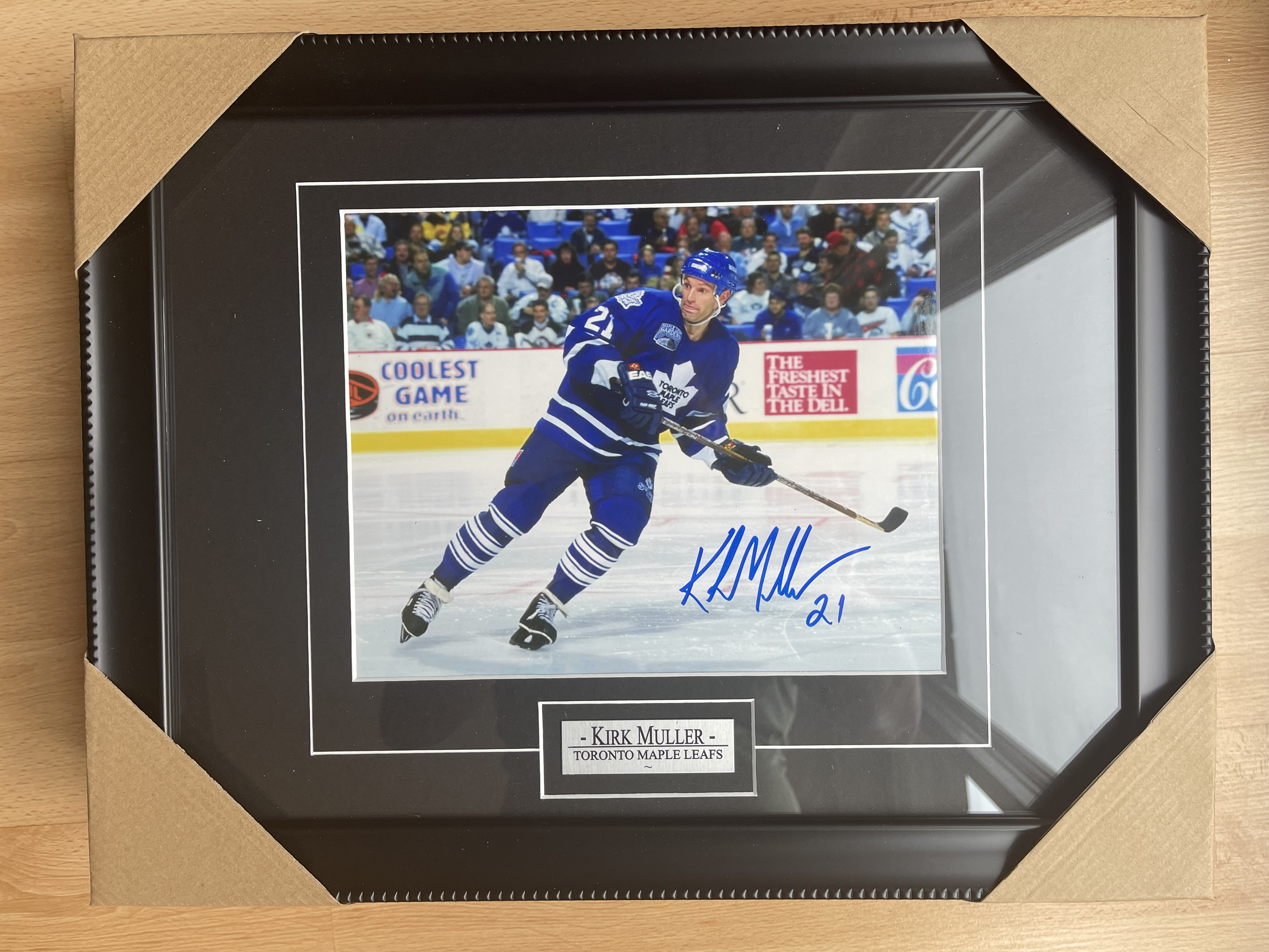 Rick Vaive Toronto Maple Leafs Signed 8x10 Hockey Collector Frame